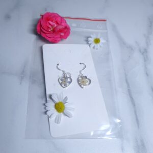 Kolczyki serca wiszące niezapominajki